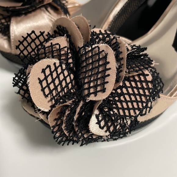 Qupid - wedge heel shoe - size 7.5 or 8 - Picture 6 of 9